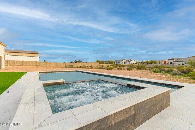 Building Photo - 267 W Amherst St