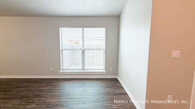 Building Photo - 2139 Kokomo Ave