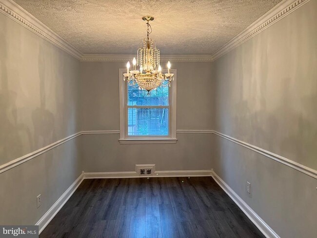 Building Photo - 4025 Clay Pl NE