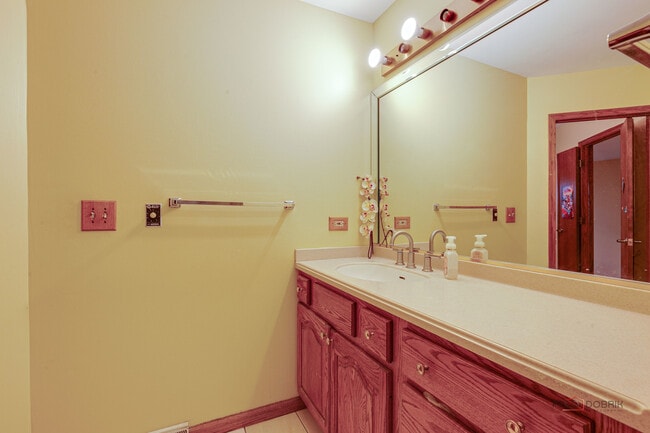 Building Photo - 1613 Pebble Beach Dr