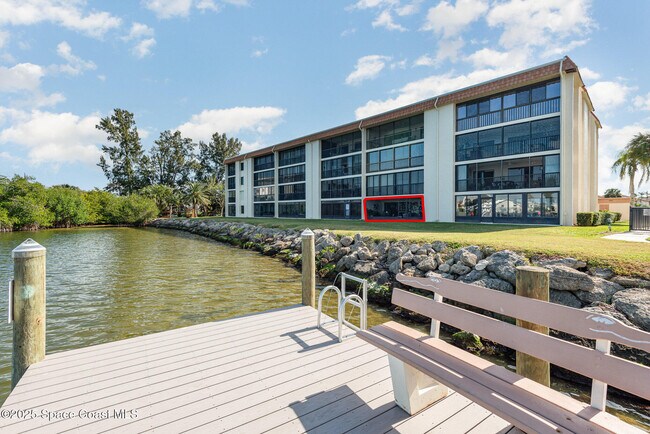Building Photo - 200 S Banana River Blvd