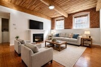 Building Photo - 4 Bishop St