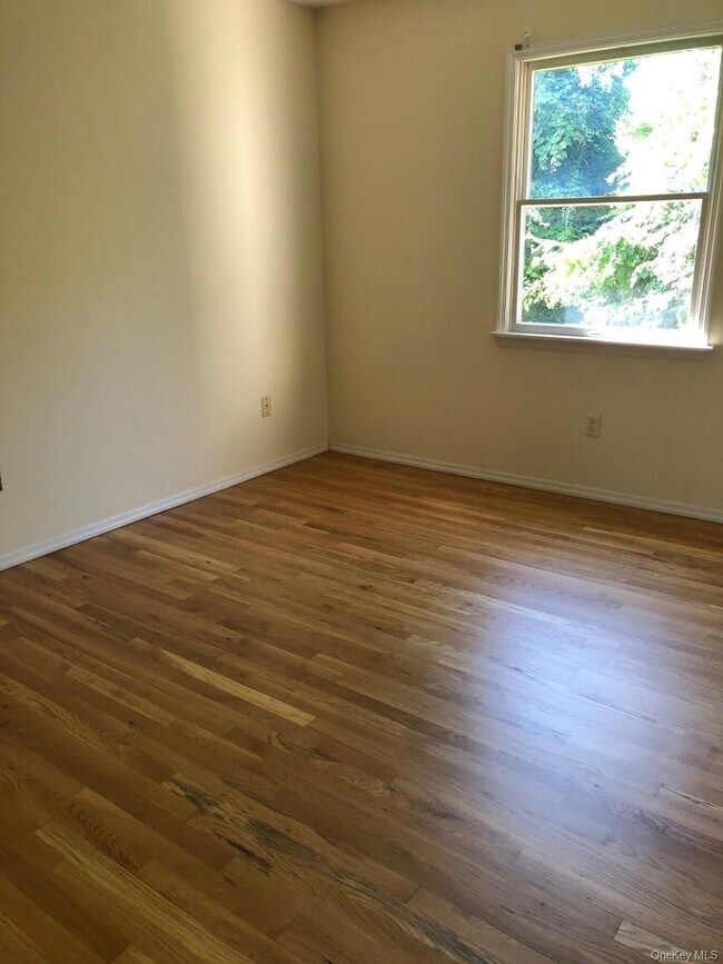 Building Photo - 124 Sylvan Ave