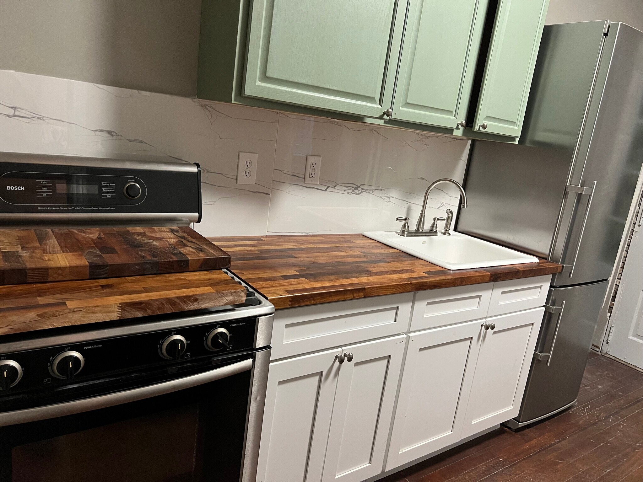 Building Photo - 520 Madison Ave