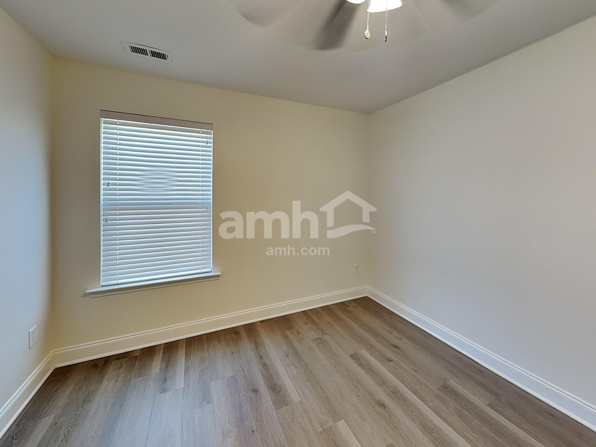 Building Photo - 1001 Haven Ln