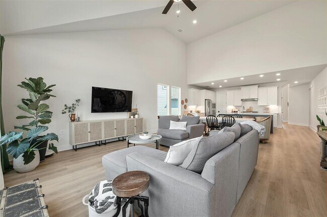 Building Photo - 997 Sage Thrasher Cir