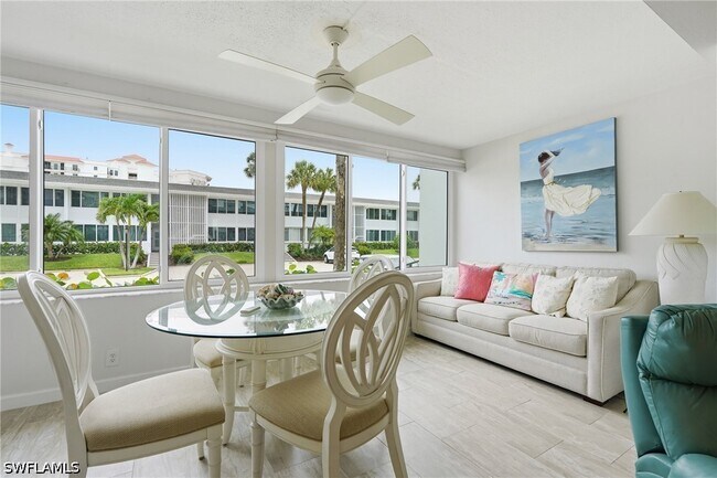 Building Photo - 1065 Gulf Shore Blvd N