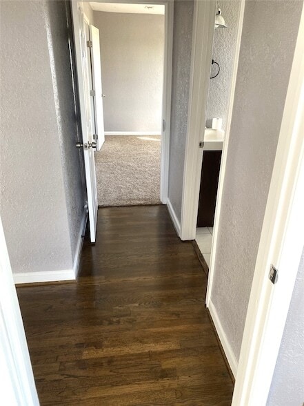 Building Photo - 704 Scurlock St