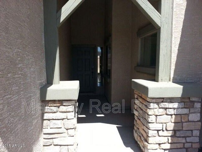 Building Photo - 6071 S Rockwell St