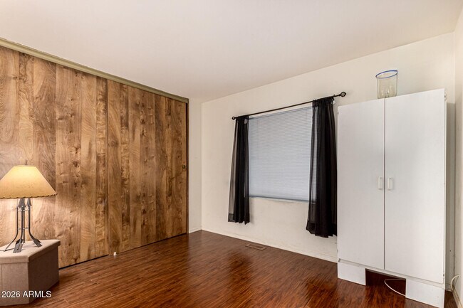 Building Photo - 8103 E Southern Ave