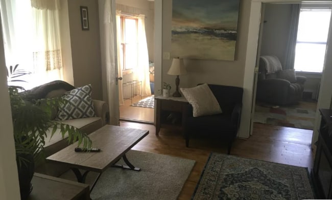 Building Photo - A Sweet Spot in La Crosse – 2 Bedrooms Await