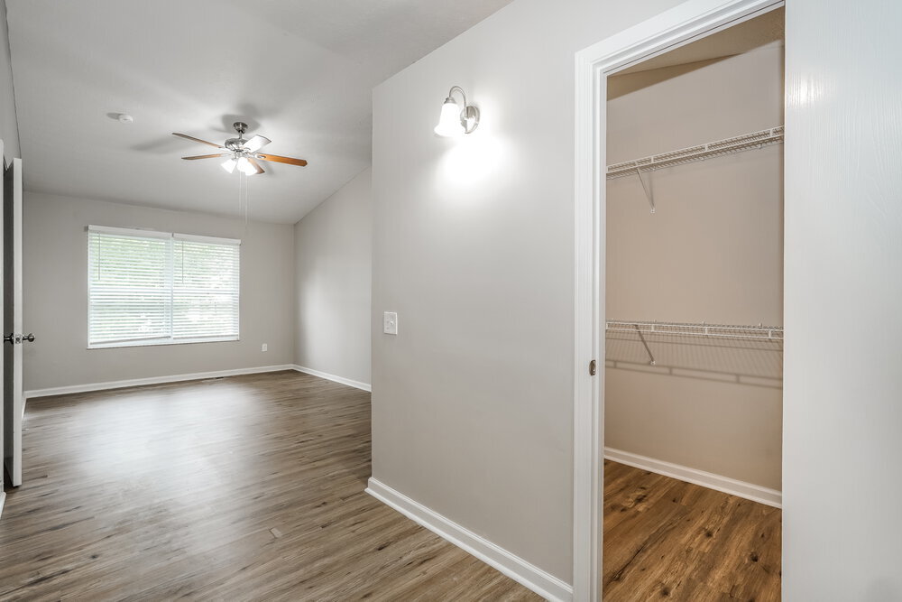 Building Photo - 2656 Willowgate Rd