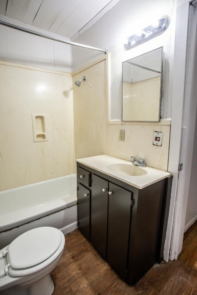 Building Photo - 106 Doc Duhon St