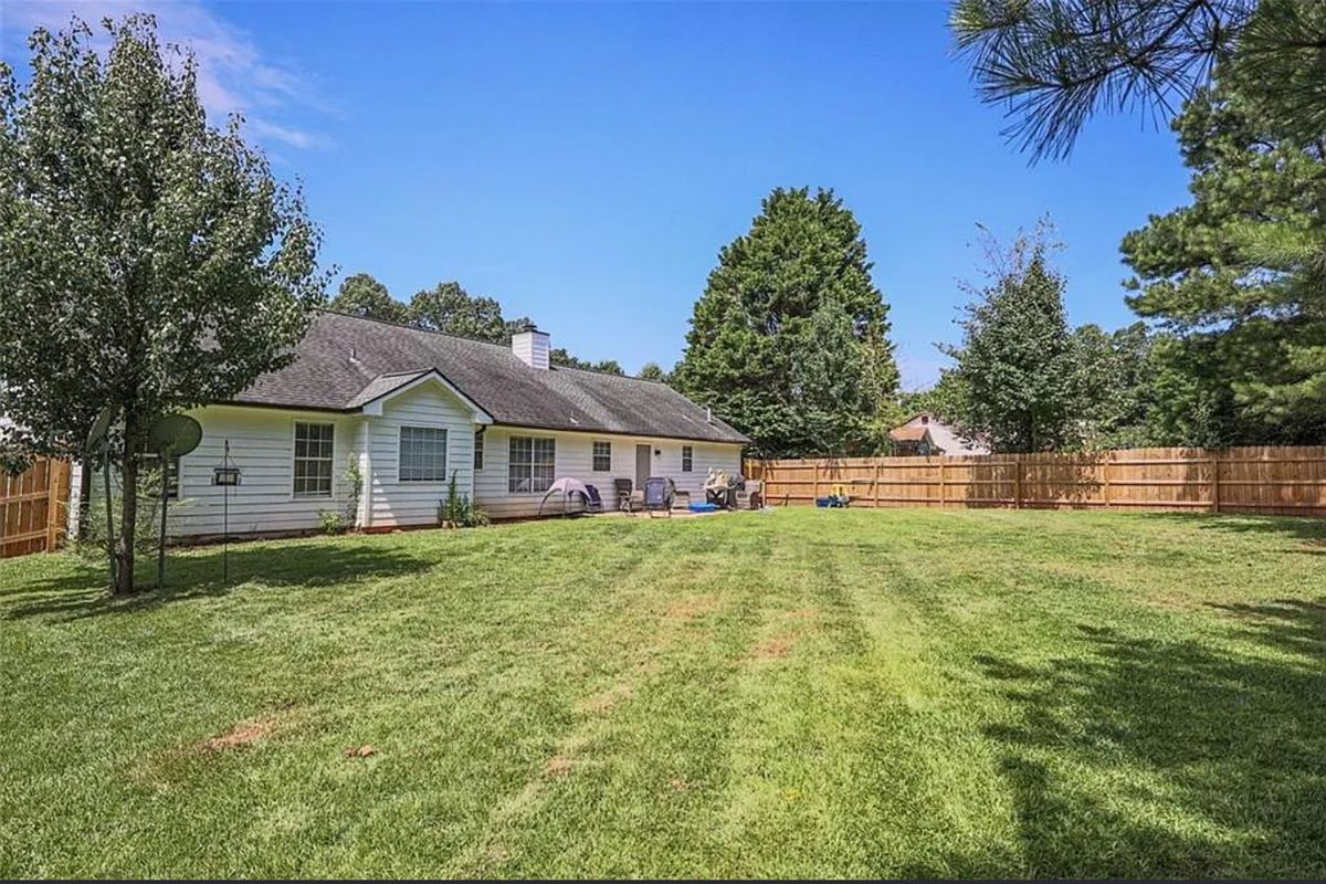 Building Photo - 354 Shoal Ct