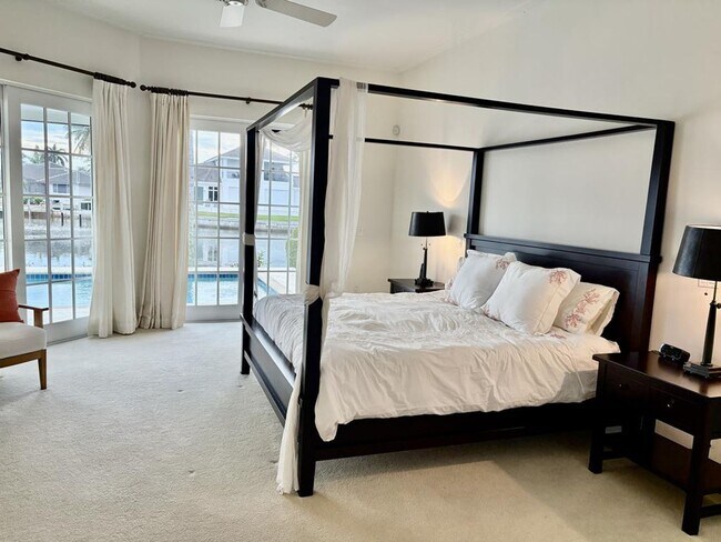 Building Photo - home