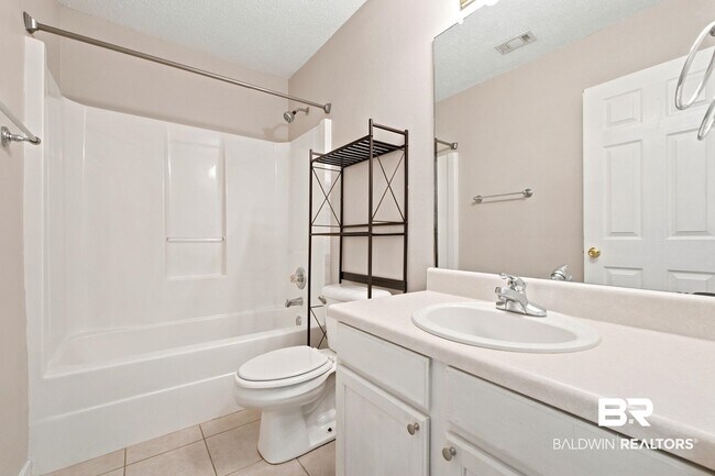 Building Photo - 7689 Audubon Dr