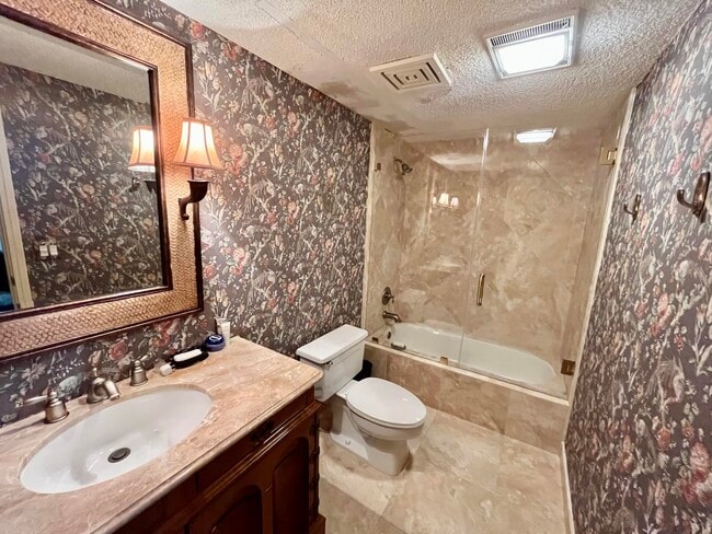 Building Photo - 4100 N Ocean Dr