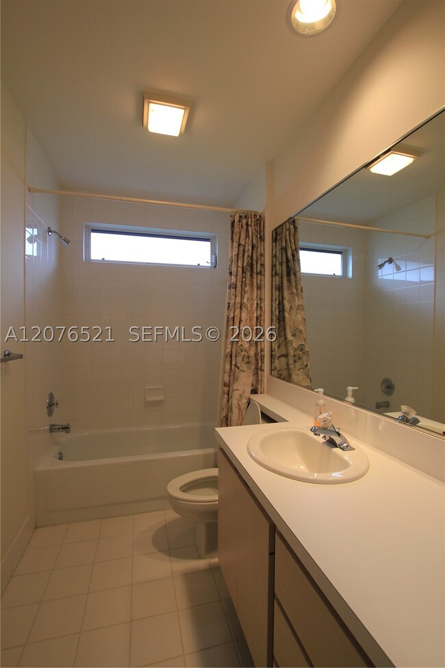 Building Photo - 4802 Water Oak Ct