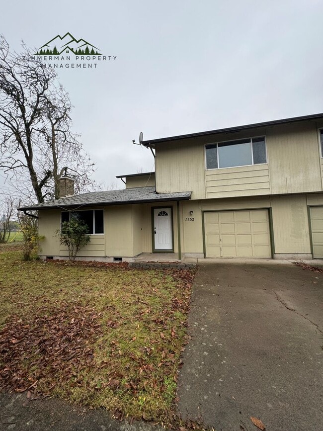 Building Photo - 1132-1134 9th St Springfield, OR 97477