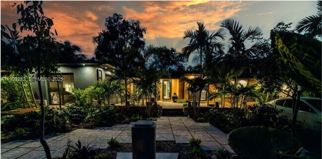 Building Photo - 12330 Griffing Blvd