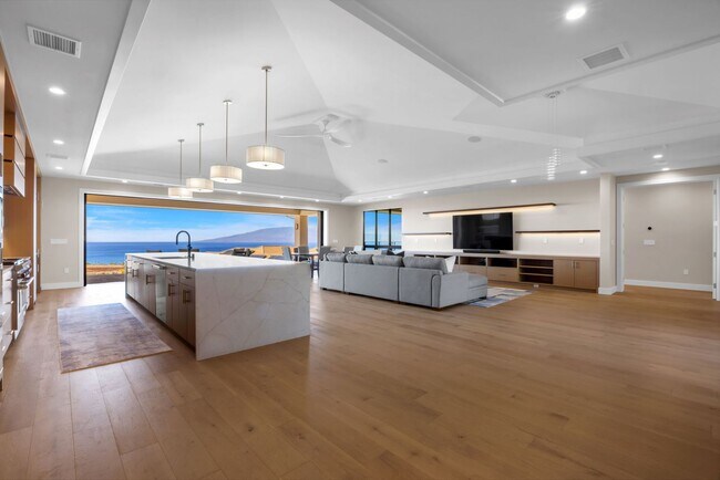 Building Photo - Luxury Ocean View Estate with Infinity Poo...