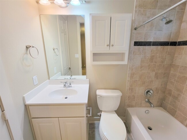 Building Photo - 1237 Hobbs Reach Ln