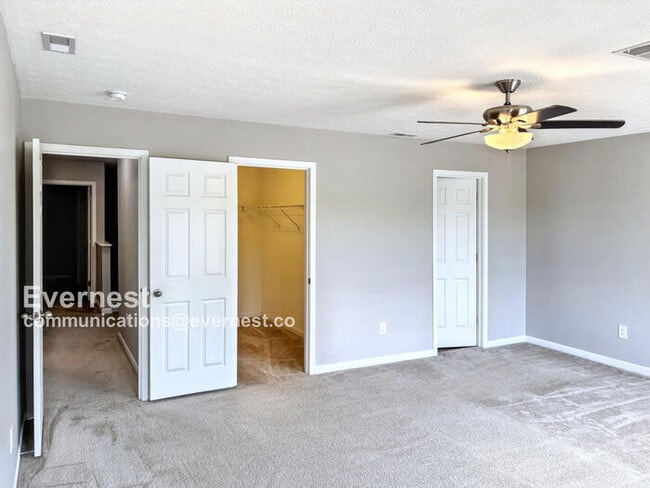 Building Photo - 3388 Glasgow Dr