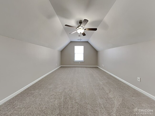 Building Photo - 409 Baneberry Ln