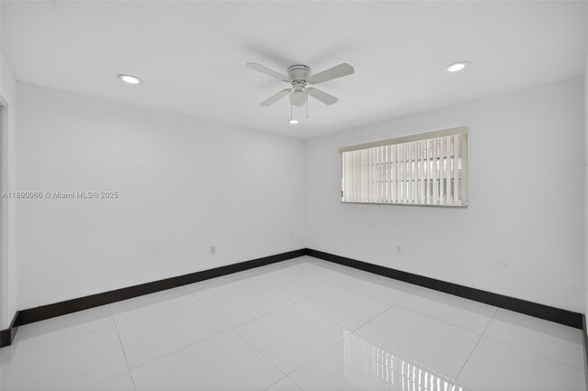 Building Photo - 8851 NW 119th St