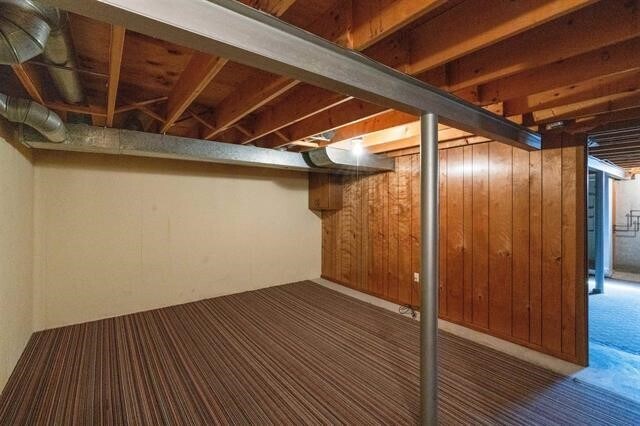 Building Photo - 920 E Northwood Dr