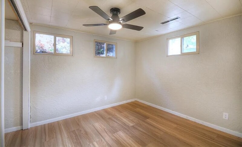 Building Photo - 2912 Jon St