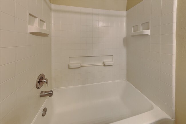 Building Photo - 15458 Bammel Oaks Ct