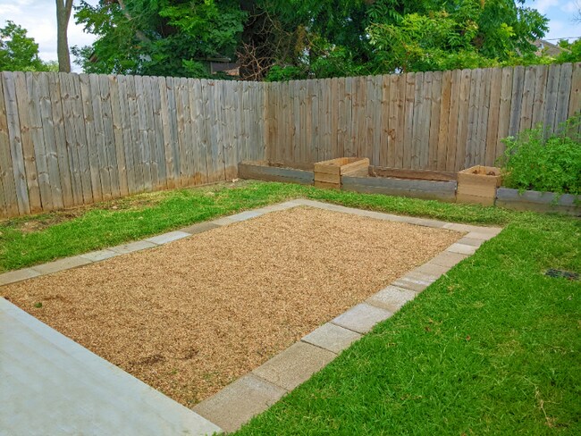 Building Photo - 204 Marathon St