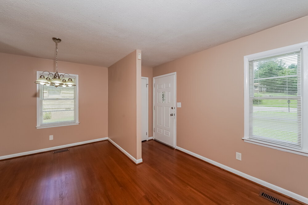 Building Photo - 417 19th Terrace NE