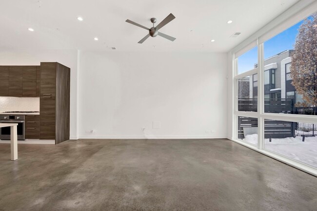 Building Photo - 1017 N Cleveland Ave