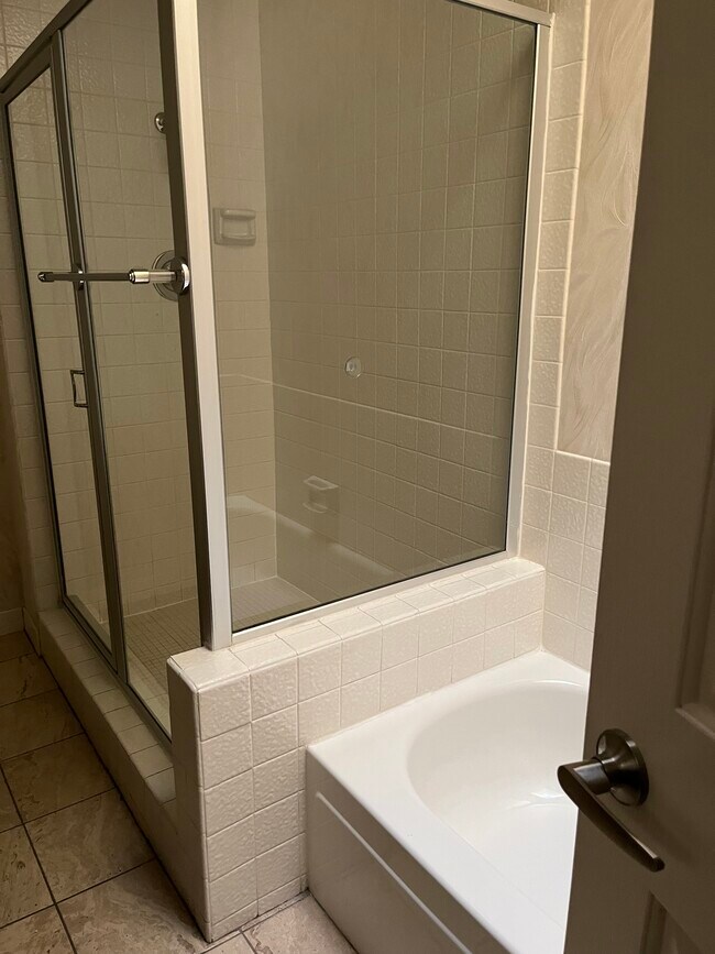 Building Photo - 3121 La Mancha Way