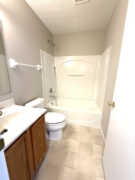 Building Photo - 7031 Osprey Ridge Dr