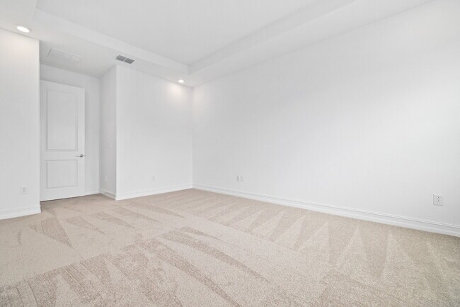 Building Photo - "Charming Estancia Luxury 3-Bed home in We...