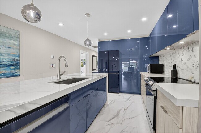 Building Photo - 5753 Spindle Palm Ct