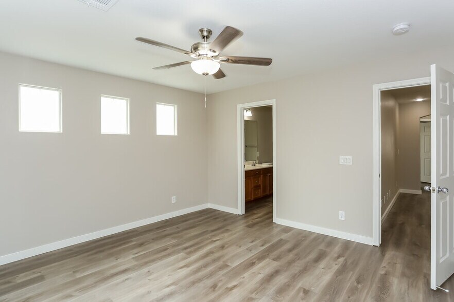 Building Photo - 7712 Custom Weave Ct