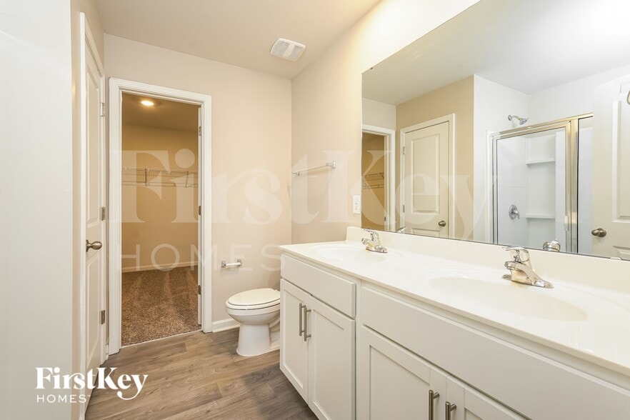 Building Photo - 6850 Keeneland Dr