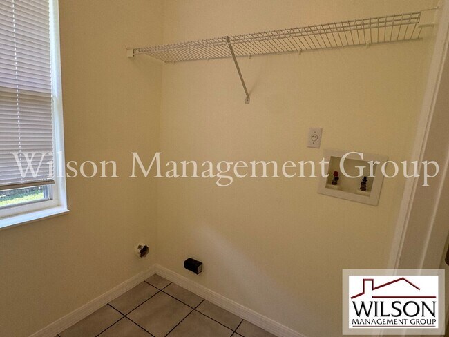 Building Photo - 7872 Elmstone Cir