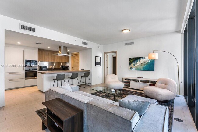 Building Photo - 1000 Brickell Plaza