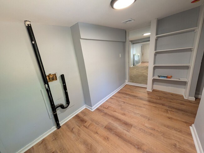 Building Photo - Charming 6-Bedroom 2-Bathroom Home in Asbury Park!