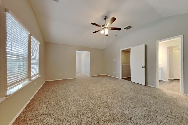 Building Photo - 7202 Winter Song Dr