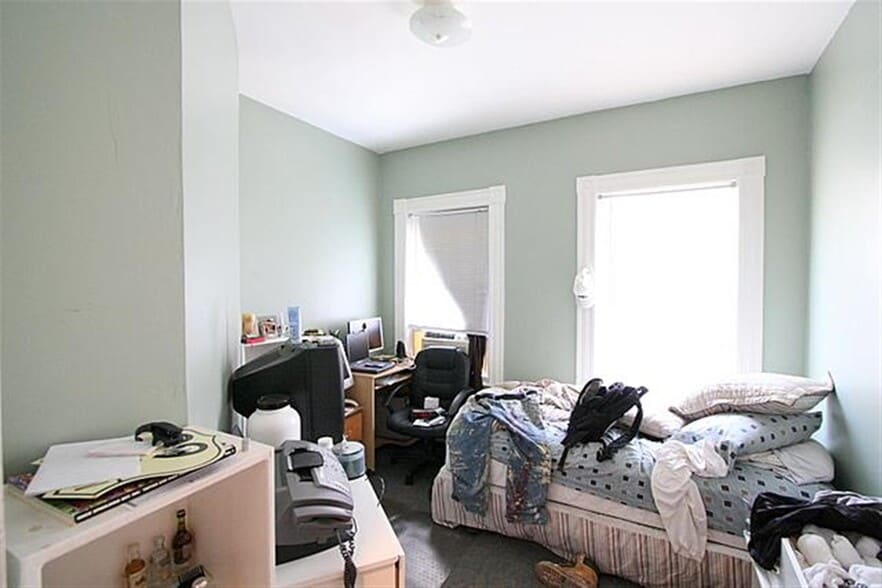 Building Photo - 70 Spring St