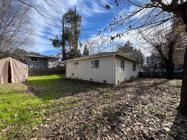 Building Photo - 644 W 4th Ave