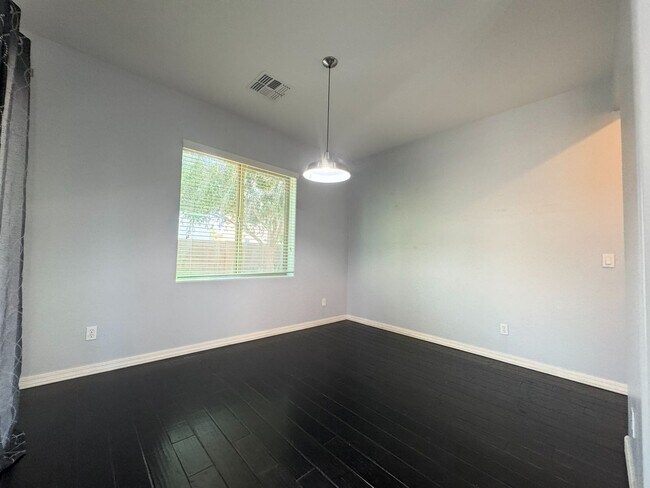 Building Photo - COMING SOON! LYONS GATE 5 BDRM + LOFT W CO...