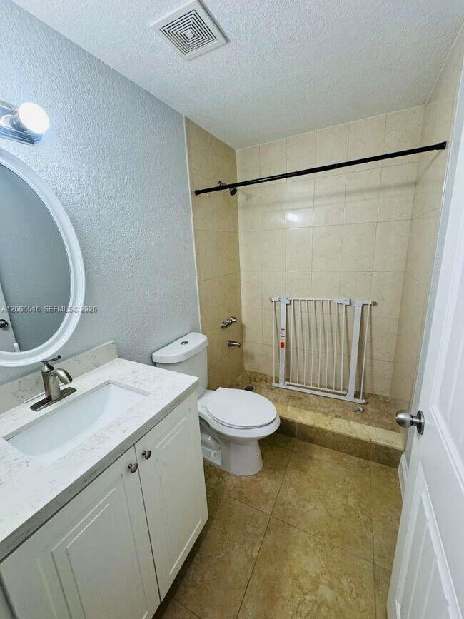 Building Photo - 8270 SW 149th Ct