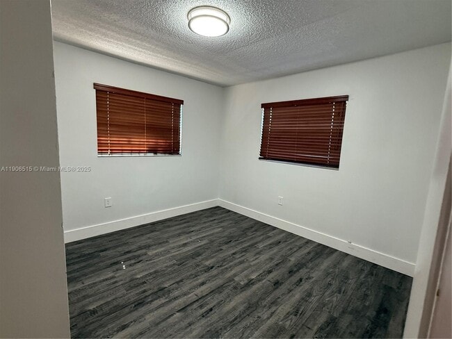 Building Photo - 1048 NW 32nd Pl